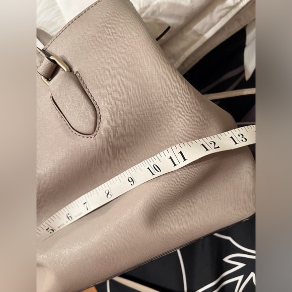 Kate Spade Satchel - Picture 12 of 16